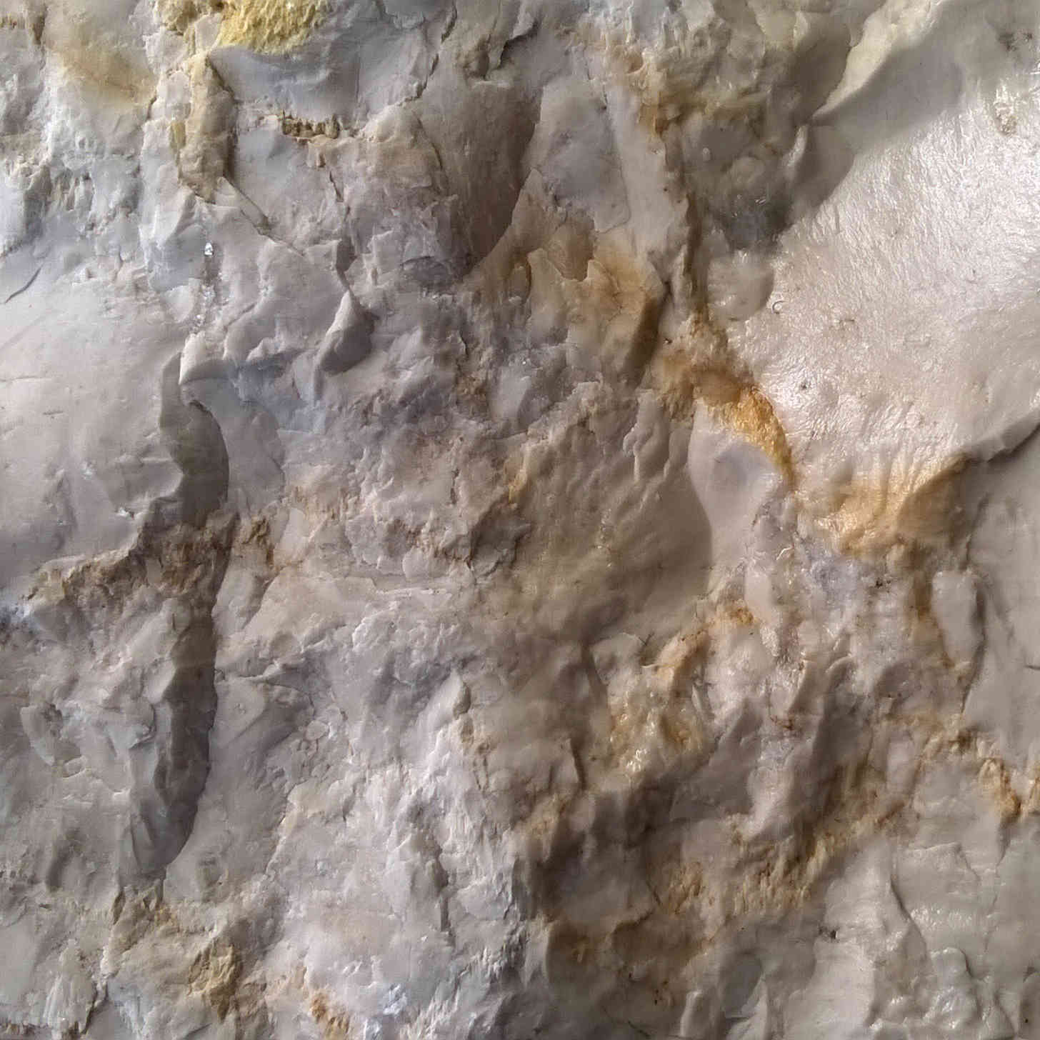 Calcaire Kanfanar beige eclaté
